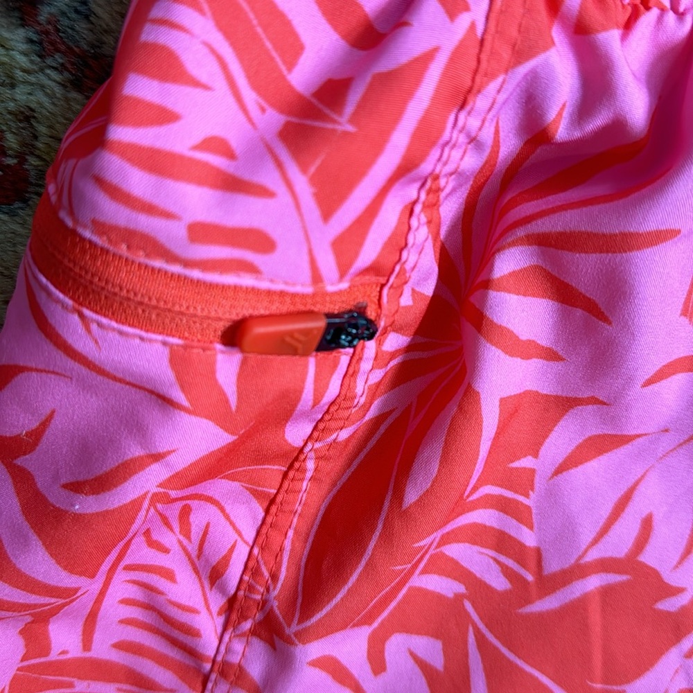 OLD NAVY l/s swim shirt and tie shorts. Good/excellent cond with minor stains. - Picture 10 of 16